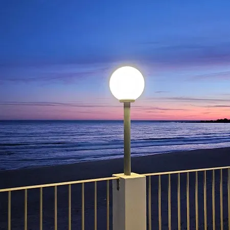 A Due Passi Dal Mare