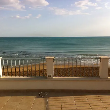 A Due Passi Dal Mare * Πόρτο Εμπέντοκλε